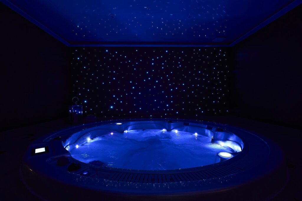Jacuzzi ciel etoile — Loft Private Spa